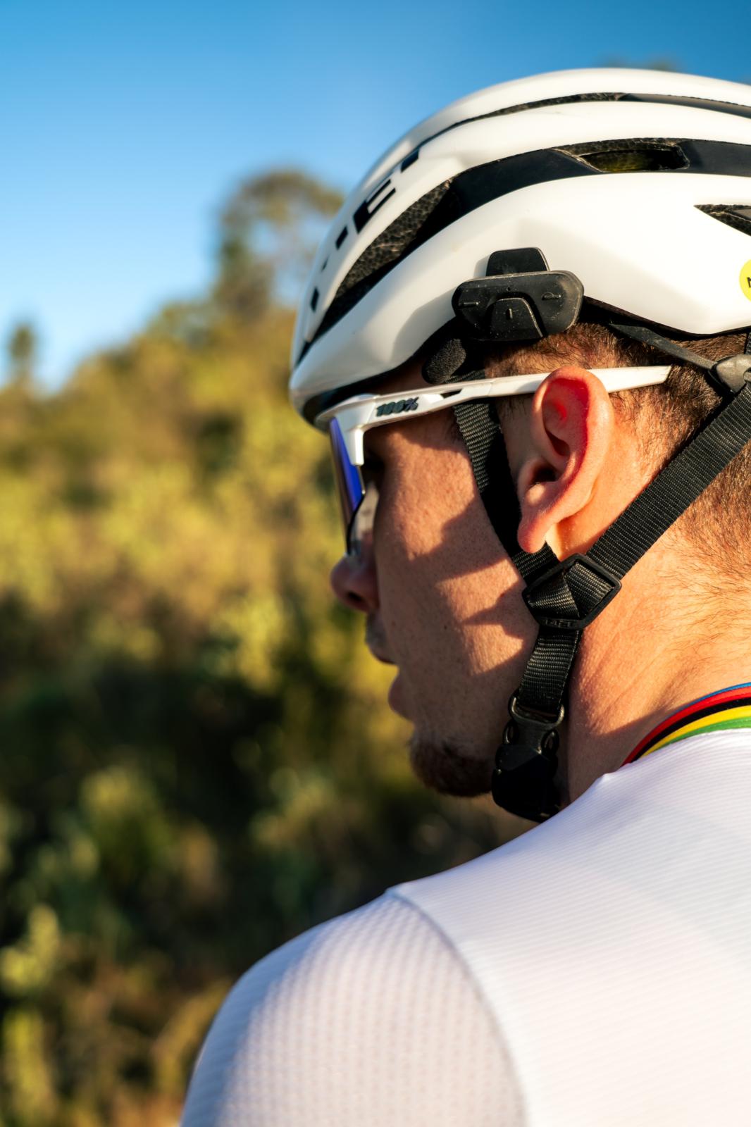 Roamee - Hands-free Bluetooth kit for bicycle helmet