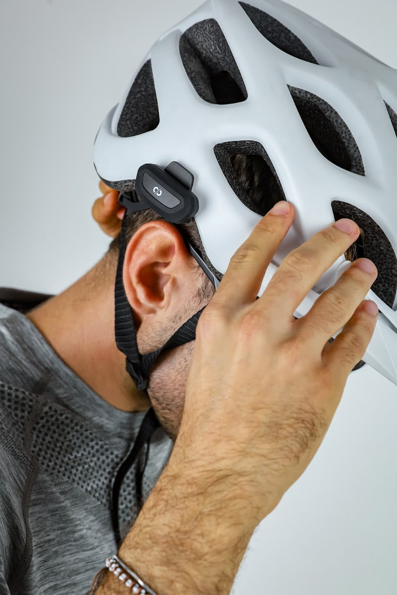 Roamee - Hands-free Bluetooth kit for bicycle helmet